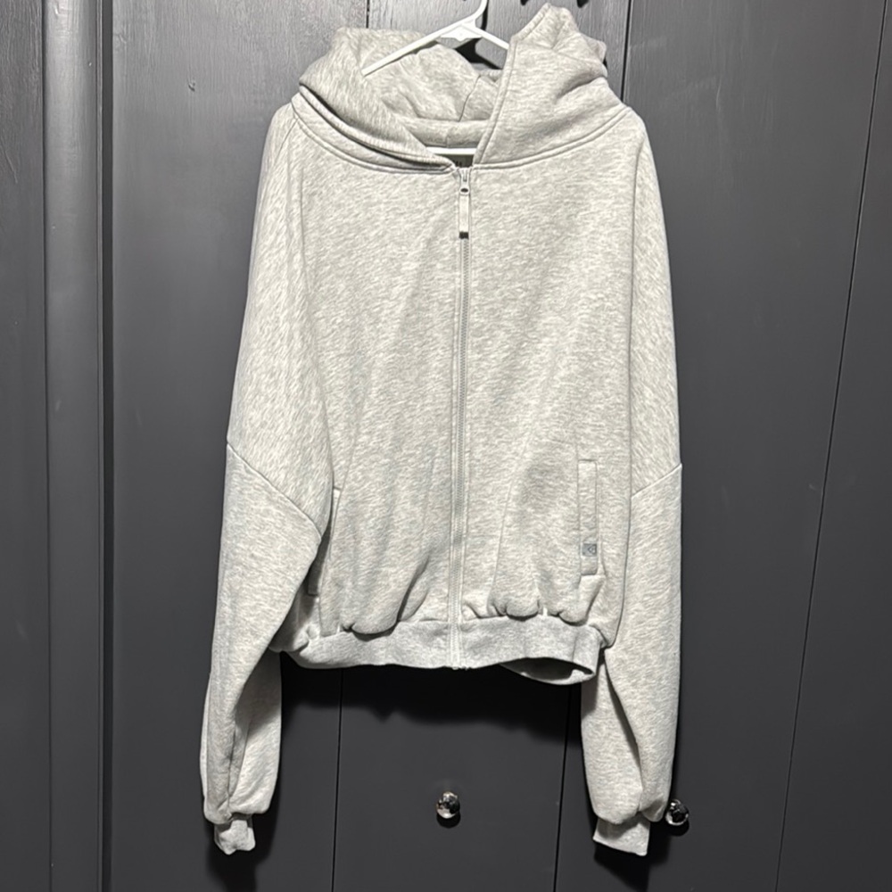 Blogilates women’s marshmallows zip up hoodie